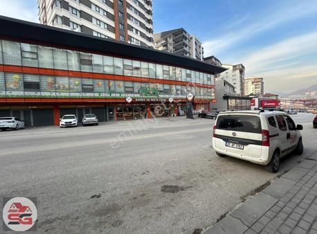 Ana Cadde Üzeri Satılık Dükkan Seçilmiş Gayrimenkul'den