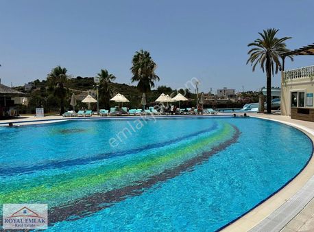 Muğla Boğaziçi Özel Plajlı Havuzlu Site İçerisnde Satılık Yazlık