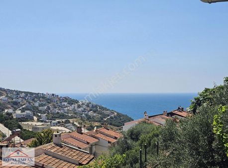 Muğla Boğaziçi Deniz Manzaralı Satılık Müstakil Yazlık