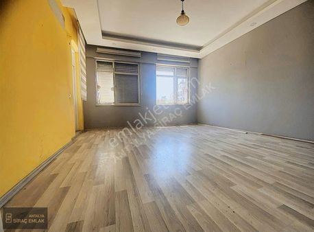 Yeşiılırmak Caddesinde Katta 2+1 Kiralık Daire