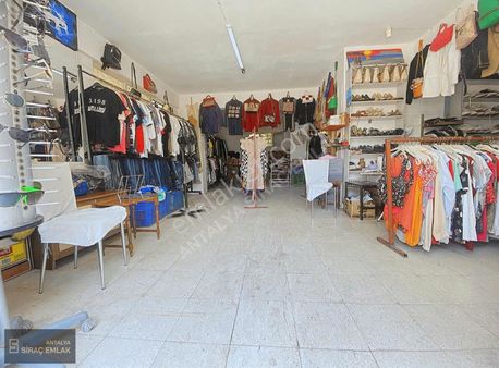 Zerdalilik Mah. İşlek Cadde Üzerinde Devren Kiralık Giyim Mağaza