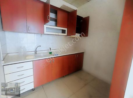 Eski Devlet Hastanesi Ve Su Hastanesi Civarı 44 M²