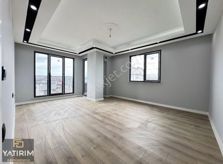 Marmaray Yakını Cadde Üzeri 2+1 95 M² Asansörlü Orta Kat Daire