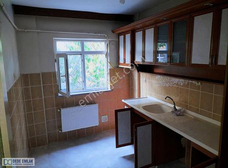 Esentepe Mah. Müstekil Ev