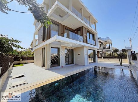 Altınkuma Yakın Malikane Tadında Villa!