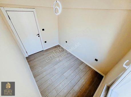 Parstan Sarıkızda Denize Ve Çarşıya Yakın Modern 2+1 Daire