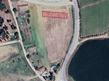 Bursa Karacabey Tophisarda Yola Cepheli Satılık Arsa