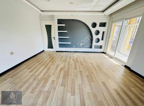 M.akifersoy Da Kepez Devlet Hastanesi Yakını Katta Asansörlü 3+1