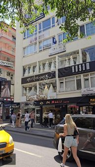 Tunalı'da Muayenehane Koşullarına Uygun Devren Güzellik Merkezi