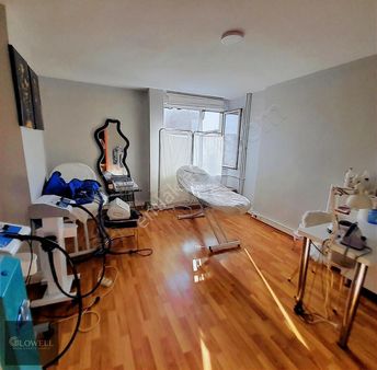 Meşrutiyet Cad. Konur Sokağa Köşe Bina 2+1 Kiralık İşyeri