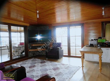 Küçükköy Merkeze Yakın Satılık 220m2 4+2 Dublex Daire