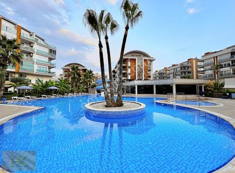 Konaklar Bölgesinde 2+1 Satılık 125m2 Lüks Bahçe Dubleks Daire