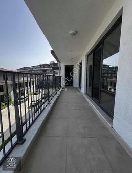 Yeni Konut-bahçeşehir Vadi Evleri 1 Satılık Güncel 4+1 Bahçeli !