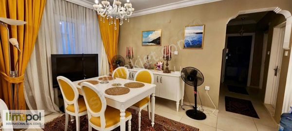 Limopol'den Karagözler'de Deniz Manzaralı Satılık Penthouse