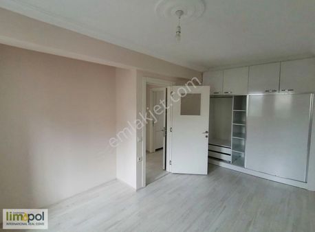 Limopolden Merkezde Satılık 2+1 80 M2 Daire