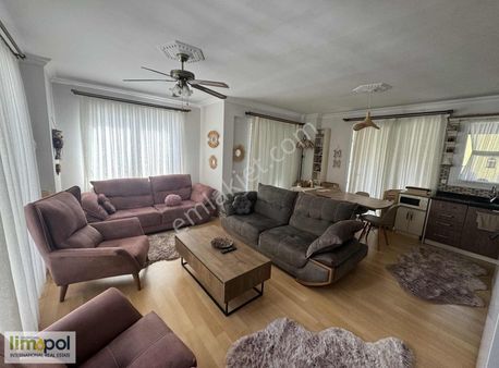 Limopol Gayrimenkul'den Satılık 2+1 Çatı Dubleks Daire