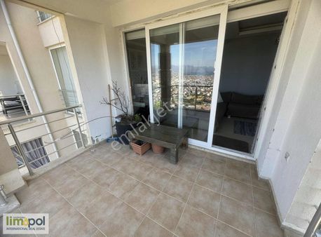 Limopol'den Satılık 2+1 Bahçe Dubleks