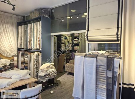 Bahçeşehir'de Rafları Malzeme İle Dolu Devren Kiralık Perdeci