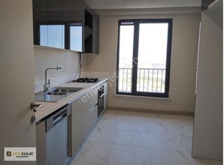 Bahçeşehir Emlak Konut Vadi 1 Evleri Kiralık 3+1 Daire