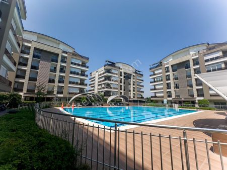 Denize Yürüme Mesafesinde, Yüzme Havuzlu, Kapalı Otoparklı 3+1 Dubleks