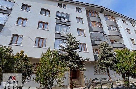 Merkezi Lokasyon Kayısı Sokakta 3+1 Satılık Tripleks Daire