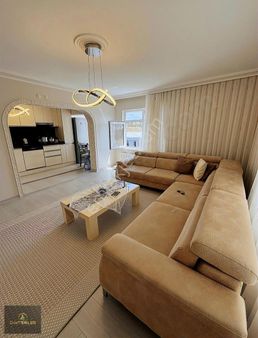 Gölbaşı Bahçelievler'de Şehir Manzaralı 5+2 Teraslı Daire