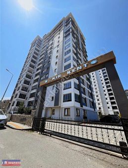 Efsane Emlak'tan Dolunay Da Satılık 3+1 Daire