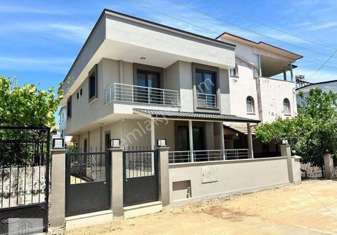 İzmir Seferihisar Payamlıda 2+1 Satılık Villa Denize Yakın 450metre Mesafede