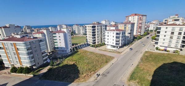 Osmanli Sitesinde Havuzlu Deniz Manzarali Kıralık 8.kat Da 3.5+1 Daıre