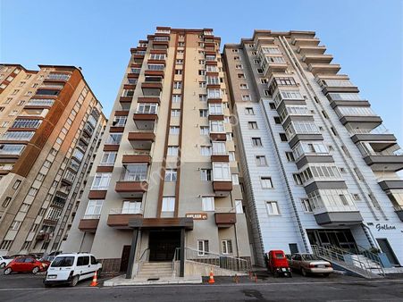 Altın Emlak Yakut Mah. Fuar Yakını Ara Kat Satılık Daire