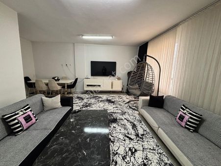 Esenyurt Mah. Kartal Sitelerinde Ara Katta Satılık 3+1 Daire