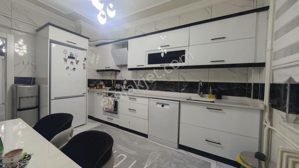 Mustafa Kemalpaşa Bul. Üzerinde Full Yapılı 3+1 Satılık Daire