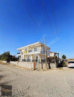 Albağ'dan Çiftlik Mahallesinde Satılık Villa