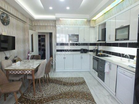 Karaman Devlet Hastanesine Yakın 2.kat 175 M2 3+1 Satılık Daire