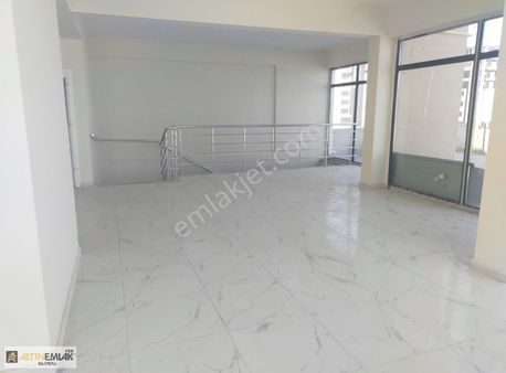 Erkilet Te 219 Metrekare Kiralık Dükkan