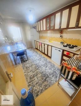 Güler Emlak'dan** Orhan Kemal Cd** 2.kat** Satılık 3+1**