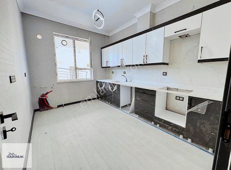 Güler Emlak'dan** Sıfır Kupon** Karapürçek** Ultra Lüxs** 2+1**