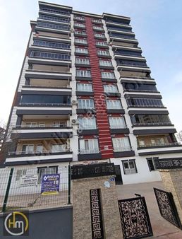 Habib Arslan'dan Göktürk'te Bakımlı,site İçi, Ara Kat 3+1