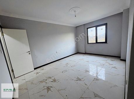 Akyazı Uzpark'ta Ebeveyn Banyolu 3+1 Satılık Sıfır Daire