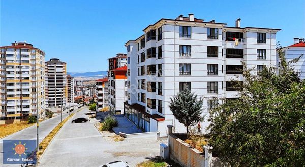 Garanti Emlaktan Mehmet Akifte 90m2 A Class Daire