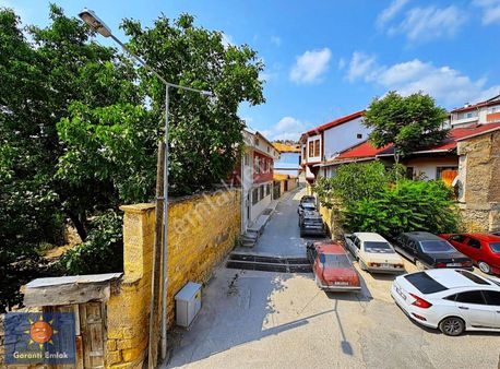 Garanti Emlak'tan Kastamonu Merkezde Satılık 2 Katlı Müstakil Ev