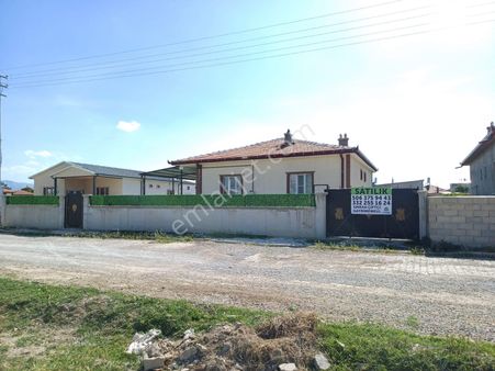 Emrah Çiftci'den Sarayönü Hatip Mah. Satılık 3+1 Bahçeli Müstakil Ev