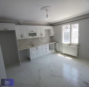 Enka'dan Güney Mah 3+1 Ara Kat Daire