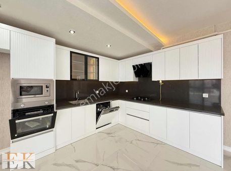 Muratbey Mah Ultra Lüks Havvuzlu Site İçerisinde 3+1 Daire