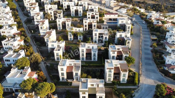 Fırsat! Küçükbük Koyunda Özel Site İçerisinde Müstakil 4+1 Villa