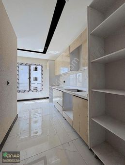 Mimsinde Merkezi Konumlu Kombili Giy.odalı Sıfır Daire