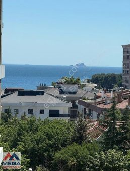 Fenerbahçe'de 4+1 Keyifli Deniz Manzaralı