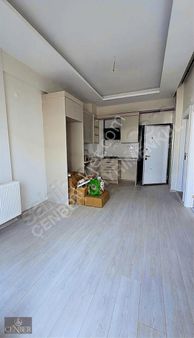 Seyrek Merkezde Arakat 1+1