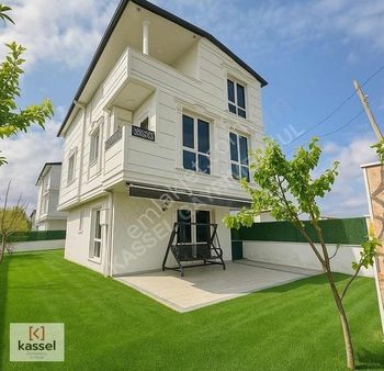 [kassel Yapı] Merkezde - Eşyalı- Alt Yapılı - 5+1 Müstakil Villa