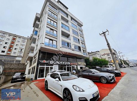 Vıp Gayrimenkul'den Akçaabat Yaylacık Mah. 3+1 Satılık Daire